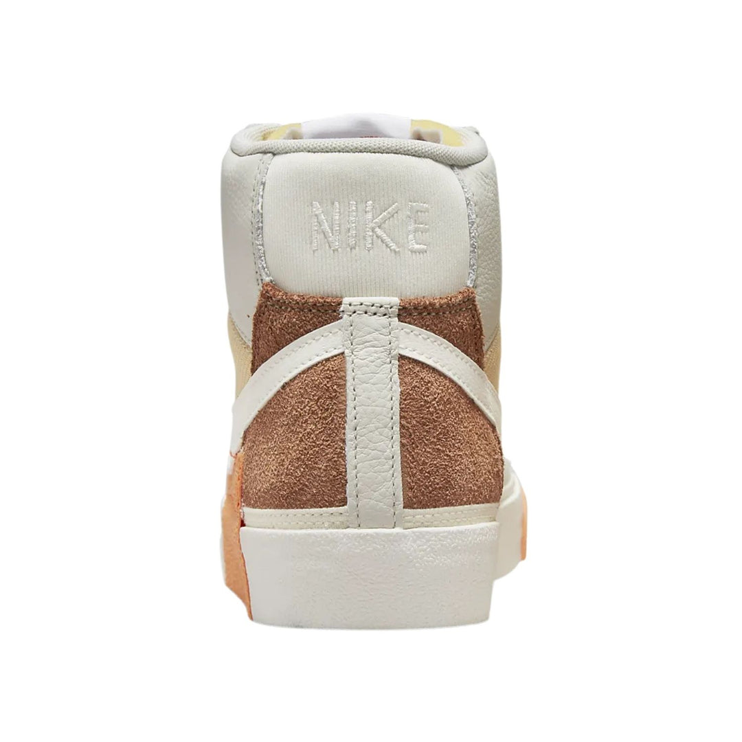 Nike Blazer Mid 77 Pro Club Light Bone Sesame
